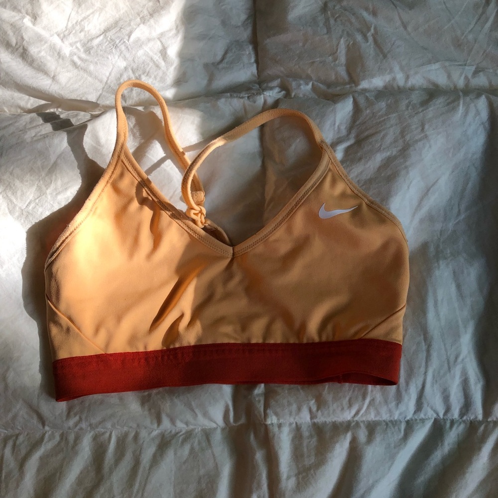 nike sports bra